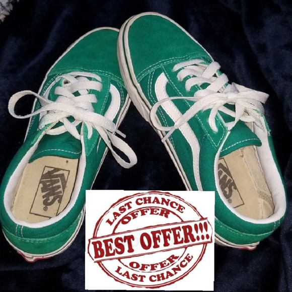 green vans off the wall